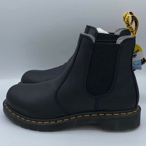 Dr. Martens Arbor ST Black